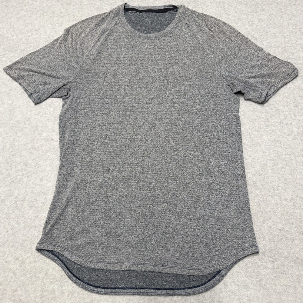 Lululemon Drysense Shirt Mens S Gray Short Sleeve Athletic Performance Stretch